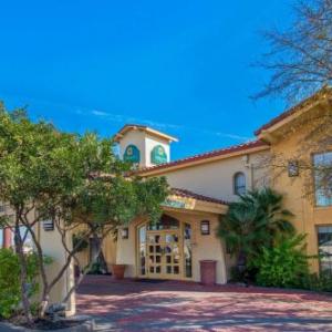 La Quinta Inn by Wyndham San Antonio I-35 N at Rittiman Rd San Antonio
