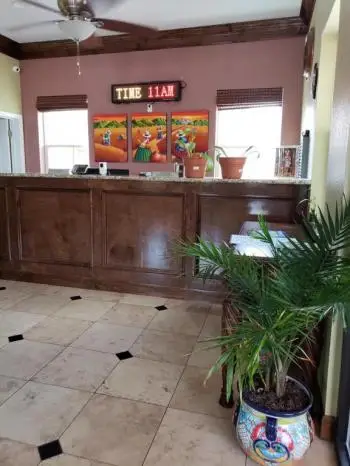 Taylor Village Inn 4
